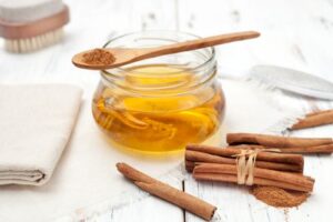 تنظیم فشار خون با عسل و دارچین